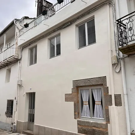 Valdeflores Flats * 比韦罗