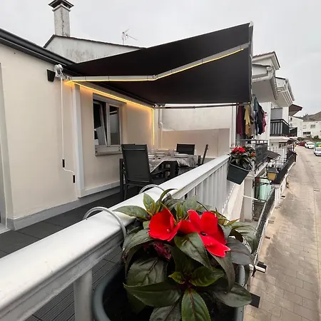 Valdeflores Flats * 比韦罗