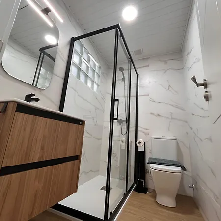 公寓 Valdeflores Flats *