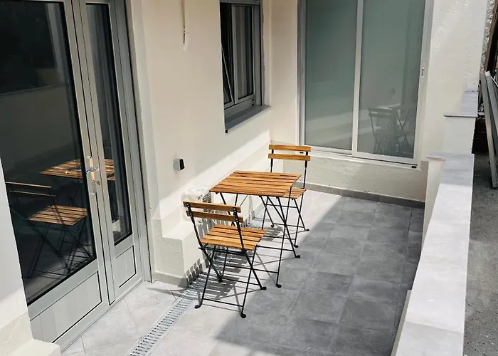 Valdeflores Flats Viveiro