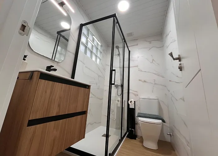 Διαμέρισμα Valdeflores Flats *